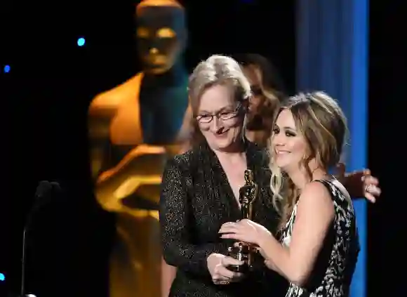 Meryl Streep presents the Jean Hersholt Humanitarian Award to Billie Lourd, on behalf of her grandmother Debbie Reynolds, during the 7th annual Governors Awards ceremony in Hollywood, California on November 14, 2015