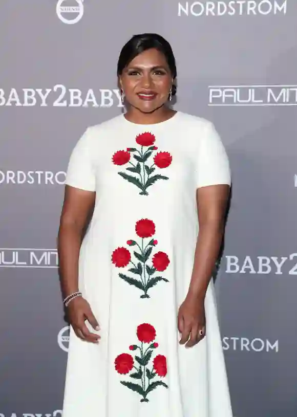 Mindy Kaling attends the 2019 Baby2Baby Gala on November 09, 2019 in Los Angeles, California
