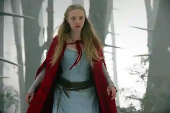 Amanda Seyfried 'Chaperon rouge' 2011