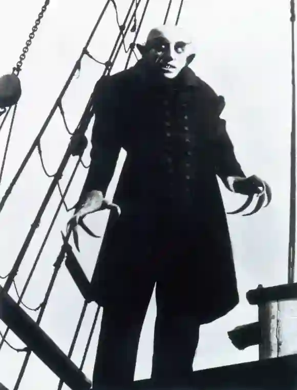 Max Schreck como "Count Orlock" en Nosferatu: A Symphony of Horror (1922), película de terror del director F.W. Murnau Germany