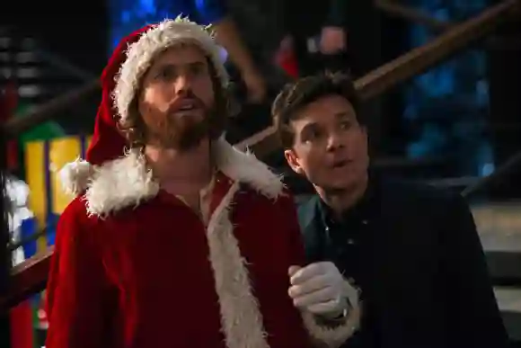 T.J. Miller as Clay Vanstone, Jason Bateman as Josh Parker in OFFICE CHRISTMAS PARTY by Paramount Pictures, DreamWorks Pictures, and Reliance Entertainment (2016)