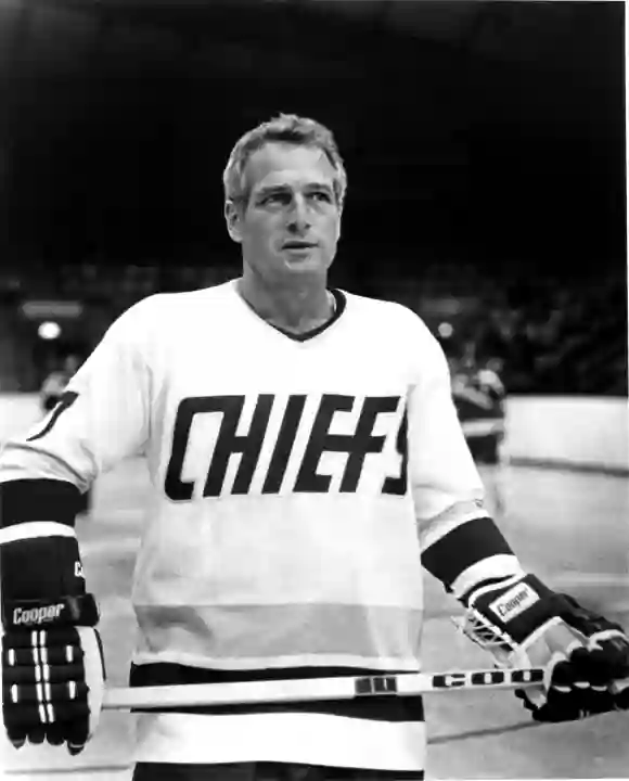 Paul Newman Movies : Slap Shot (1977) hockey film watch 2021 cast