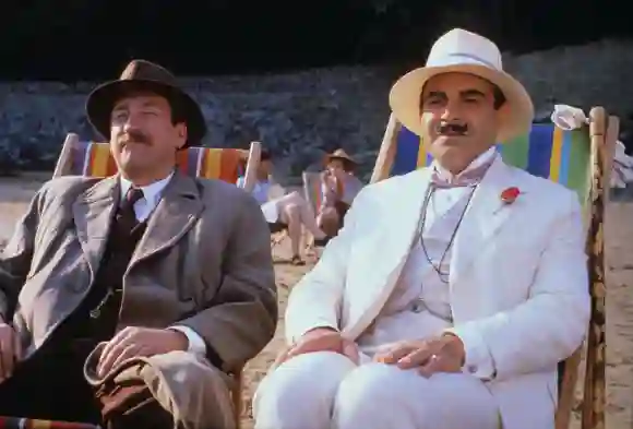 AGATHA CHRISTIE S POIROT, devant de gauche à droite : Philip Jackson, David Suchet, 1989-2013. PBS/courtesy Everett Collection !ACHTUNG A