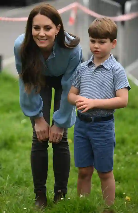 . 08/05/2023. Slough, United Kingdom. Prince William and Kate Middleton, with their children Prince George, Princess Cha