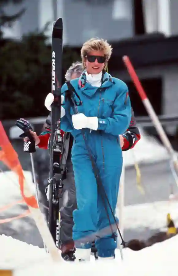 Aug 9 2005 PRINCESS DIANA SKIING IN LECH AUSTRIA 03 24 1994 015488 DAVE CHANCELLOR PUBLICATI