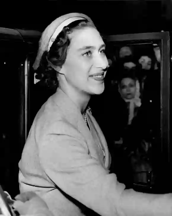 Photo prise le 11 novembre 1955 à Londres montrant la princesse Margaret.