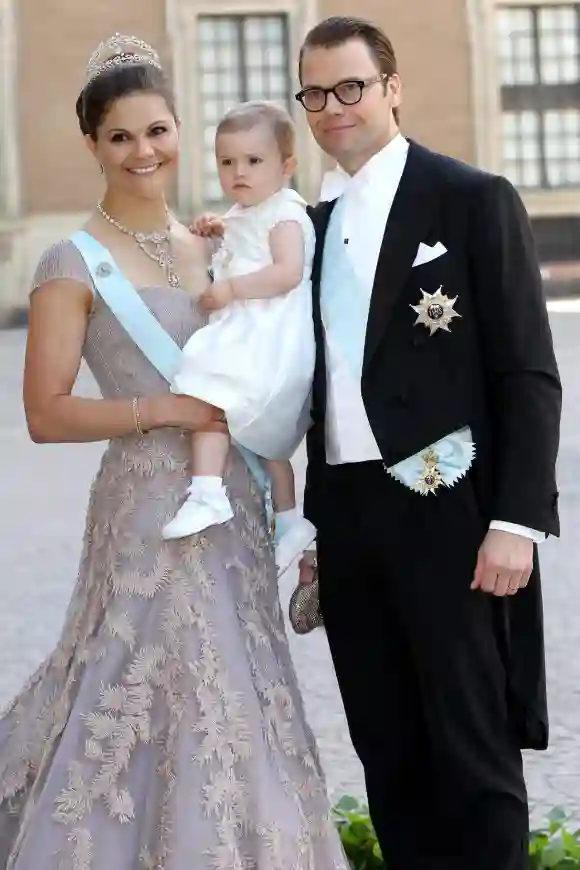 Swedish royal family tradition crown princess victoria of sweden king queen family royal castle stockholm family wedding sweet estelle