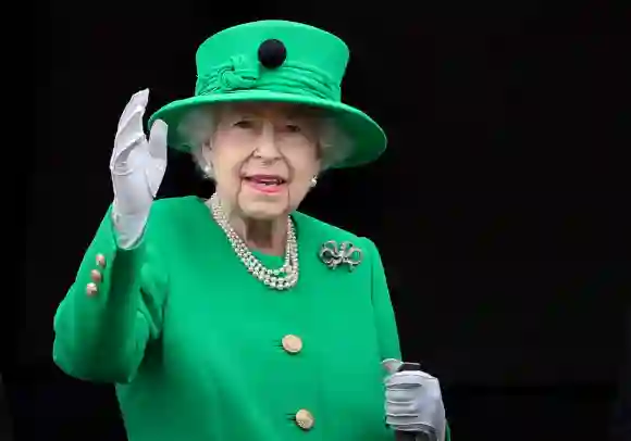 Queen Elizabeth II last pictures final photos before death 2022 recap