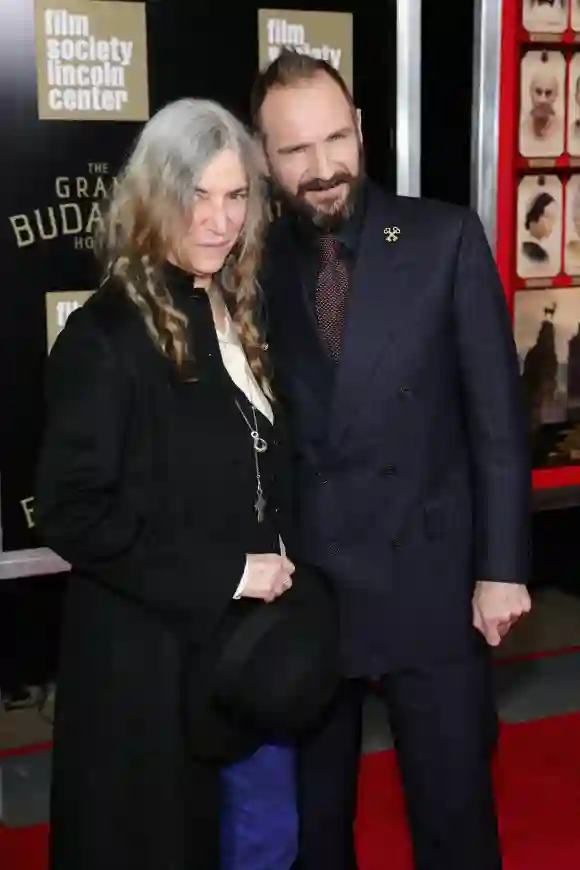 Ralph Fiennes and his girlfriend Patti Smith