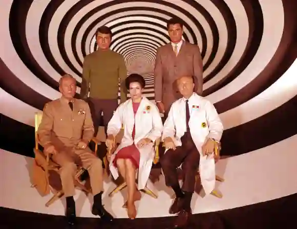 TIME TUNNEL, Whit Bissell, James Darren, Lee Meriwether, Robert Colbert, John Zaremba, 1966-1967 20thCentFox/Courtesy Ev