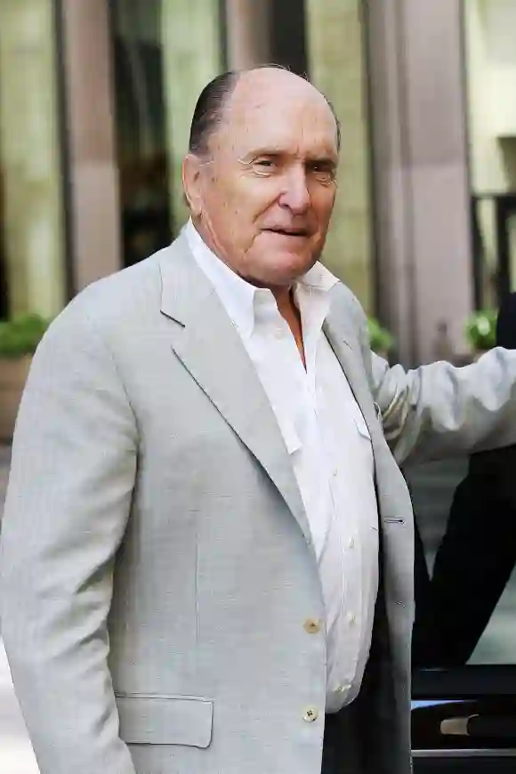 La star du Parrain, Robert Duvall, quitte les studios de radio par satellite Serius XM à New York City 65940, NEW YORK, NEW YORK