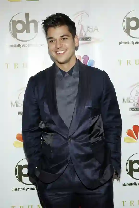 Rob Kardashian arrives at the 2012 Miss USA pageant the Planet Hollywood Resort & Casino
