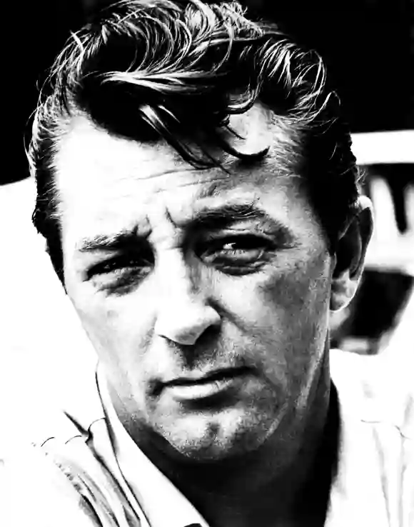 Robert Mitchum: His Best Movies And Career Highlights