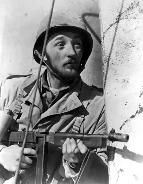 Robert Mitchum in ﻿The Story of G.I. Joe﻿ (1945), his only Oscar nomination Best Supporting Actor.
