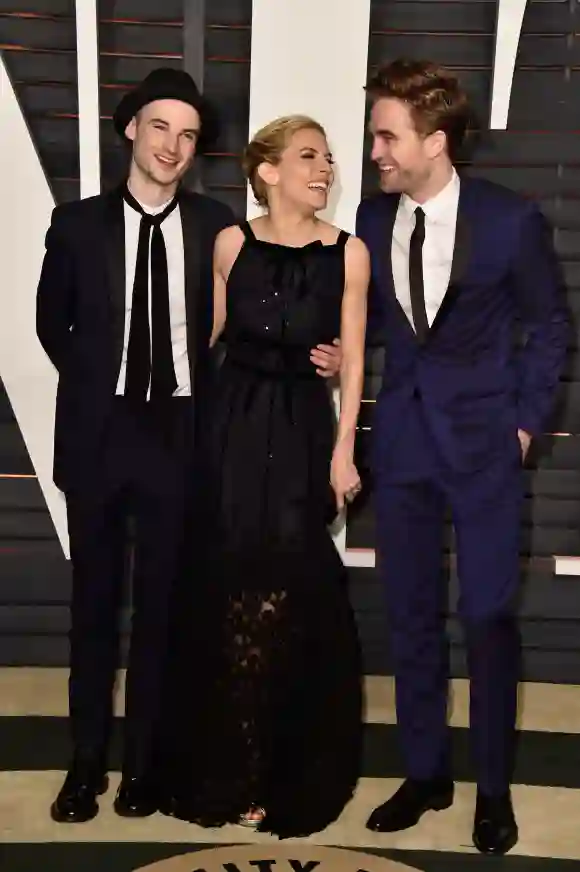 Robert Pattinson, Sienna Miller y Tom Sturridge