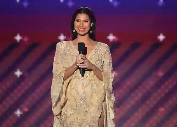 LAS VEGAS, NV - NOVEMBER 16: Host Roselyn Sanchez speaks onstage at the 18th Annual Latin Grammy Awards at MGM Grand Garden Arena on November 16, 2017 in Las Vegas, Nevada.(Photo by Kevin Winter/Getty Images)