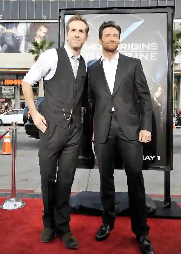 Ryan Reynolds y Hugh Jackman llegan a la proyección "X-Men Orígenes: Lobezno"