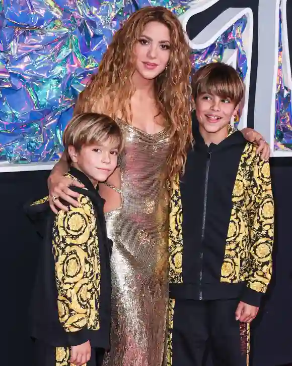 2023 MTV Video Music Awards - Arrivées NEWARK, NEW JERSEY, USA - 12 SEPTEMBRE : Sasha Pique, Shakira et Milan Pique arrivent...