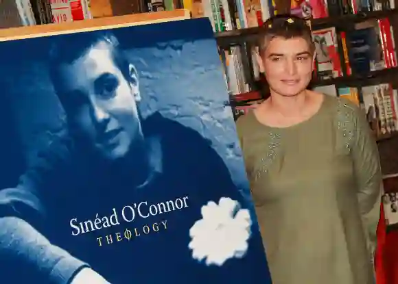 Sinead O'Connor Appears At Borders To Promote Her New 2-CD "Theology"