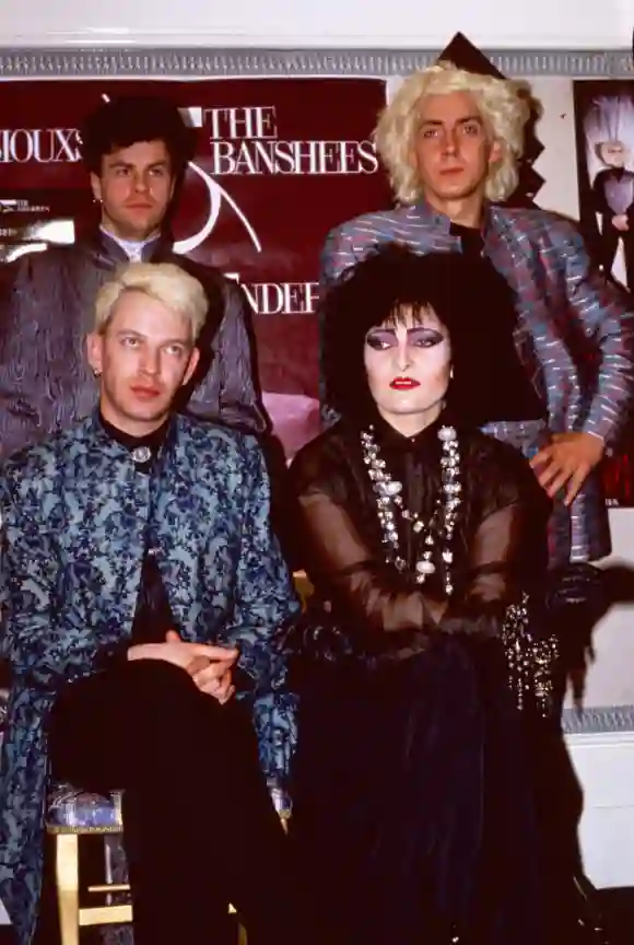 Siouxsie Sioux en abril de 1986 promocionando el álbum Tinderbox de Siouxsie and the Banshees.