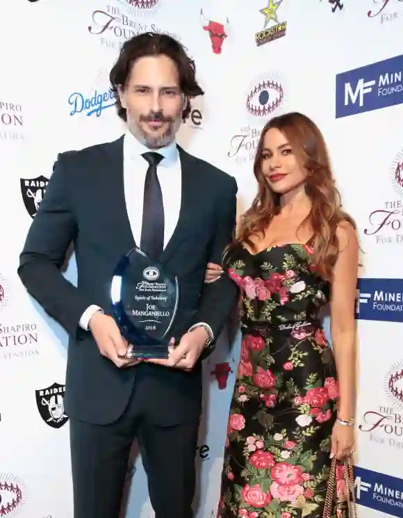 Just like Manganiello was there for Vergara in 2015, she did the same for Joe's The Brent Shapiro Foundation Summer Spectacular award in 2018.