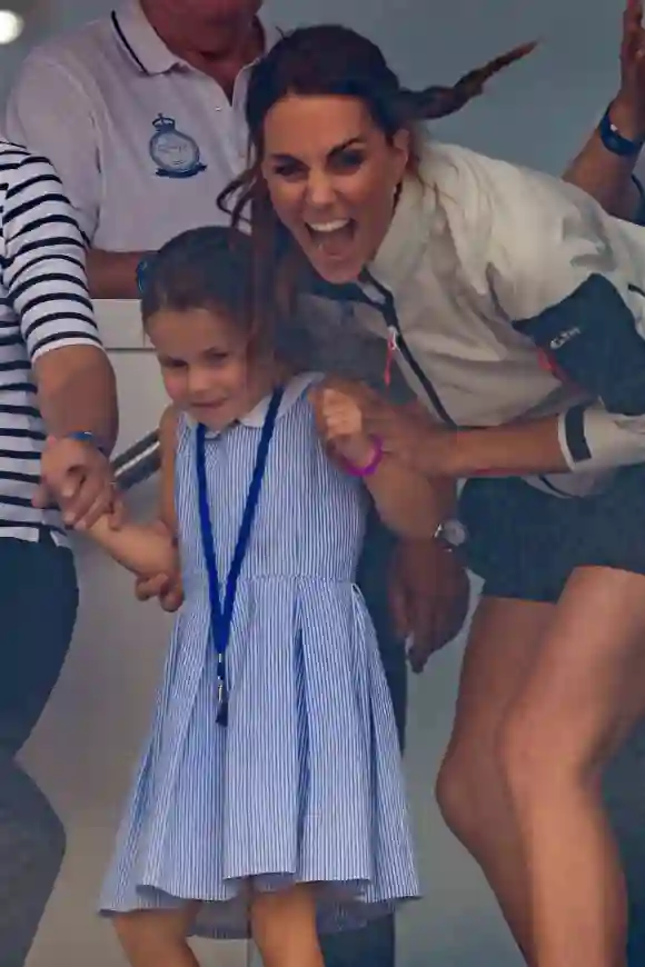 Princesa Charlotte y Kate Middleton