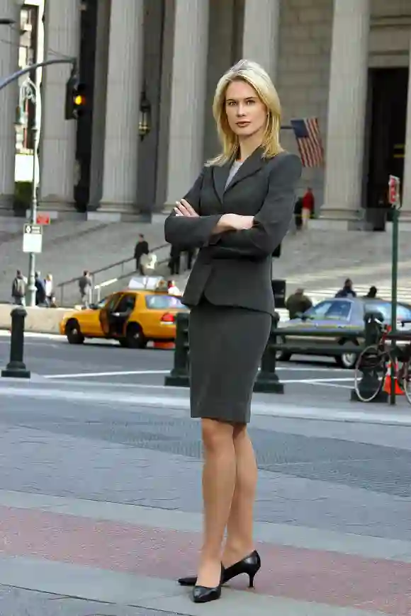 Law & Order: SVU best episodes Loss ﻿Stephanie March as "Alexandra Cabot" in ﻿season 5.