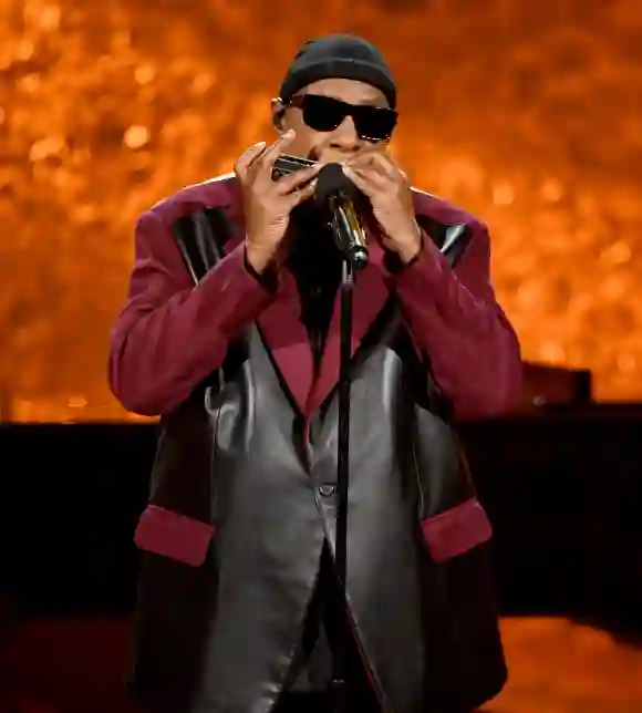 Stevie Wonder actuando en A Musical Celebration For Quincy Jones en 2018