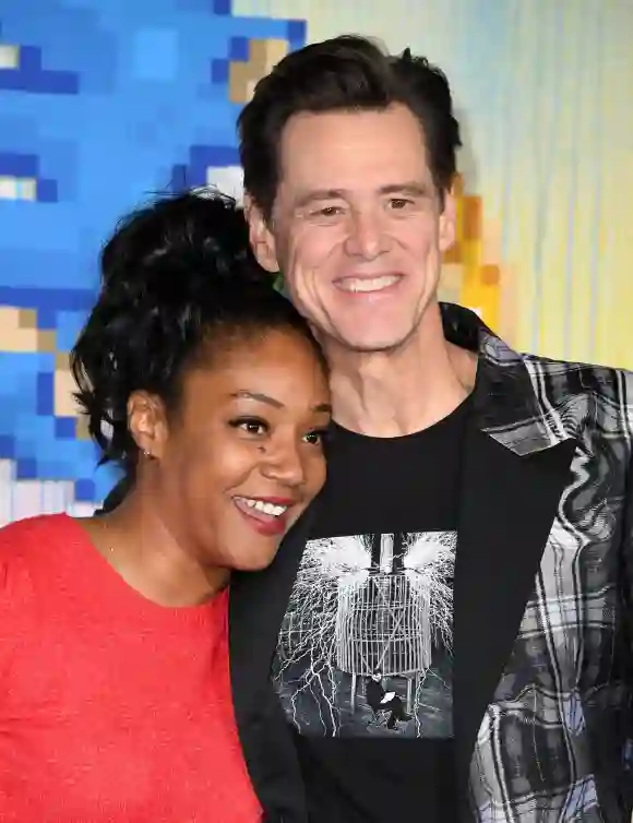 Jim Carrey y Tiffany Haddish asisten a una proyección especial de "Sonic the Hedgehog" en el Regency Village Theater en Westwood, California, el 12 de febrero de 2020