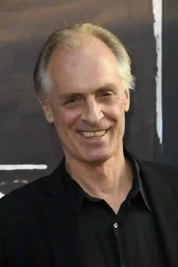 The Big Bang Theory On-Screen Parents: "Wyatt" actor Keith Carradine Penny Father cast episodes