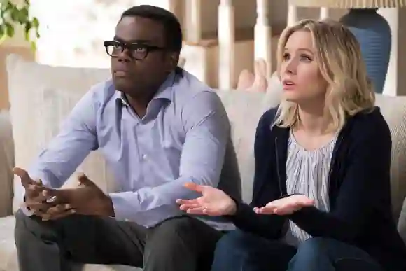 William Jackson Harper, Kristen Bell, Dance Dance Resolution , (Season 2, Episode 203)