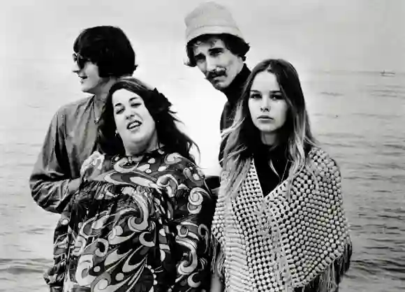 Publicity photo of John Phillips, Michell Phillips, Mama Cass Elliot, Denny Doherty (The Mamas and the Papas), circa 19
