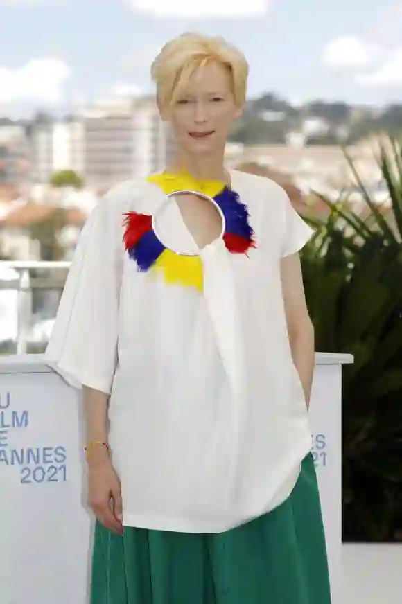 Tilda Swinton au photocall du long métrage Memoria au Festival de Cannes