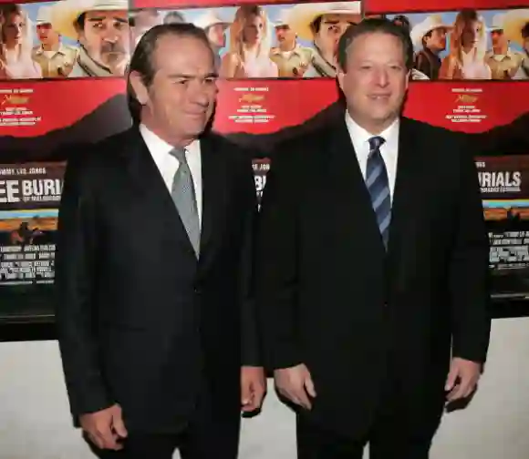 Projection de "Trois enterrements de Melquiades Estrada" - Arrivées
