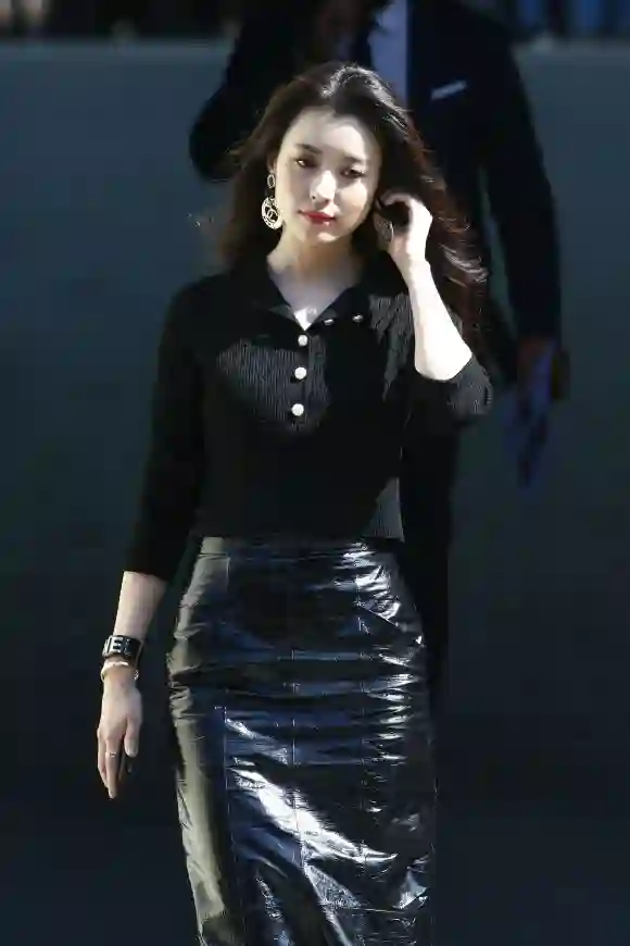 Hyo-Joo Han as "SoYun"