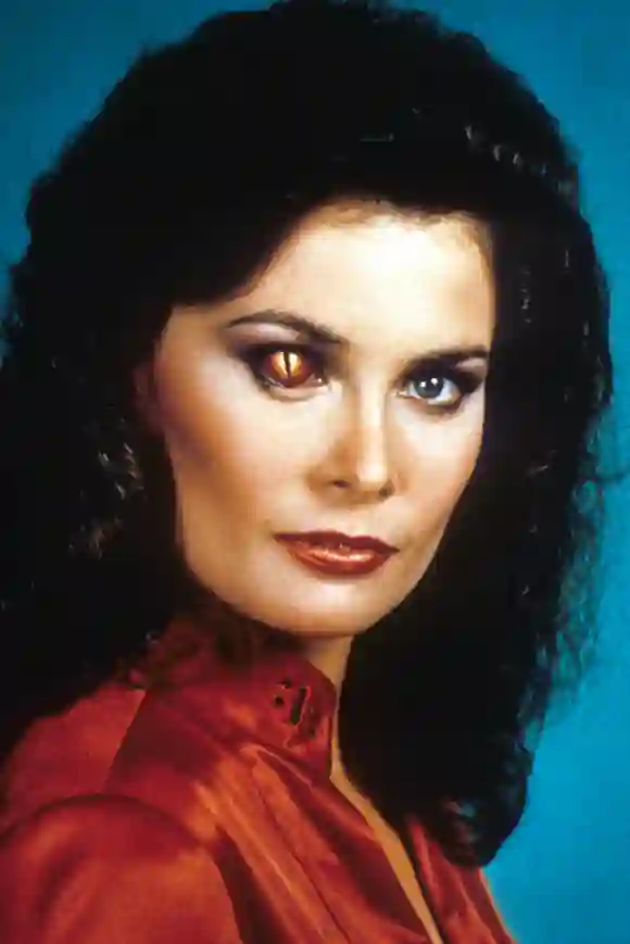 V: Cast Of The Original Miniseries: "Diana" actress Jane Badler