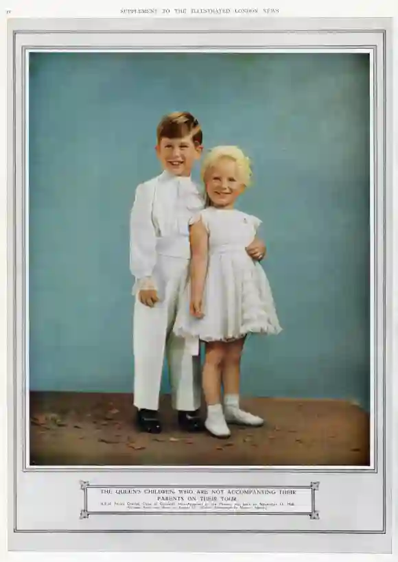 FECHA DE REGISTRO NO ESTABLECIDA Príncipe Carlos, de cinco años, y Princesa Ana, de tres. Fecha: 1953 PUBLICACIÓNxNOTxINxUKxFRAxBE