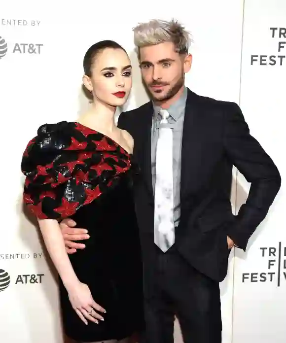 Lilly Collins et Zac Efron assistent à 'Extremely Wicked, Shockingly Evil And Vile' - 2019 Tribeca Film Festival at BMCC Tribeca PAC on May 02, 2019 in New York City.