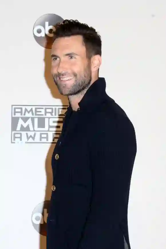Adam Levine of musical group Maroon 5 poses in the press room during the 2016 American Music Awards at Microsoft Theater on November 20, 2016 in Los Angeles, California.