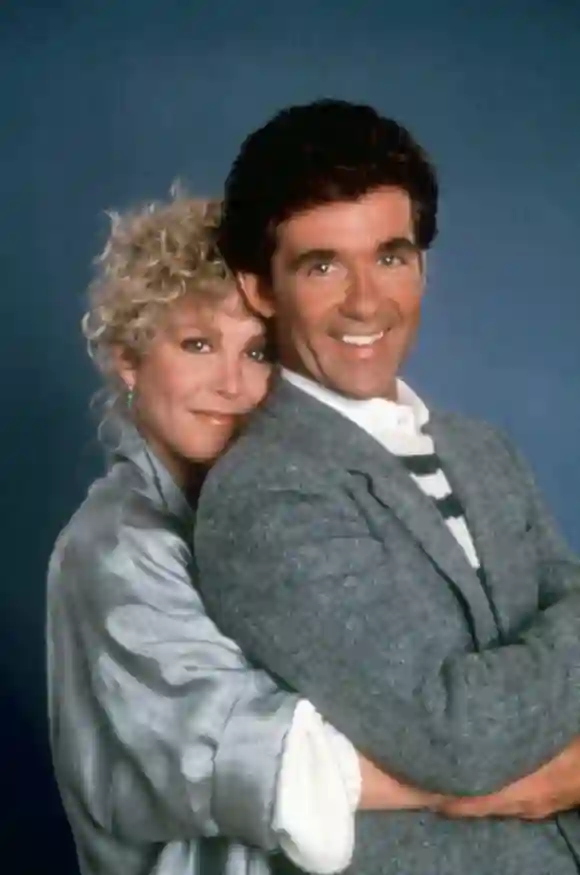 Alan Thicke and Joanna Kerns in 'Growing Pains'