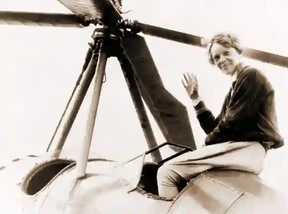 Amelia Earhart est considérée comme disparue