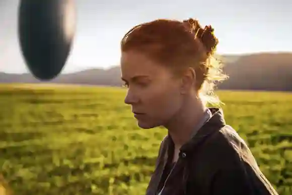 Amy Adams as "Louise Banks" in 'Arrival' (2016).