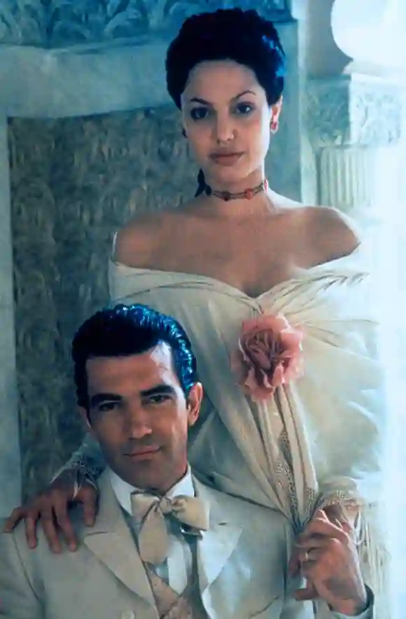 Antonio Banderas and Angelina Jolie in 'Original Sin'.