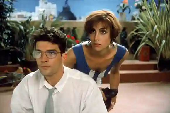 Antonio Banderas en 'Mujeres al borde de un ataque de nervios' 1988.