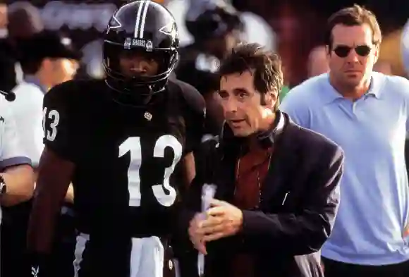 ANY GIVEN SUNDAY ANY GIVEN SUNDAY JAMIE FOXX, AL PACINO, DENNIS QUAID Date : 1999. Utilisation strictement éditoriale uniquement en conjoncture.