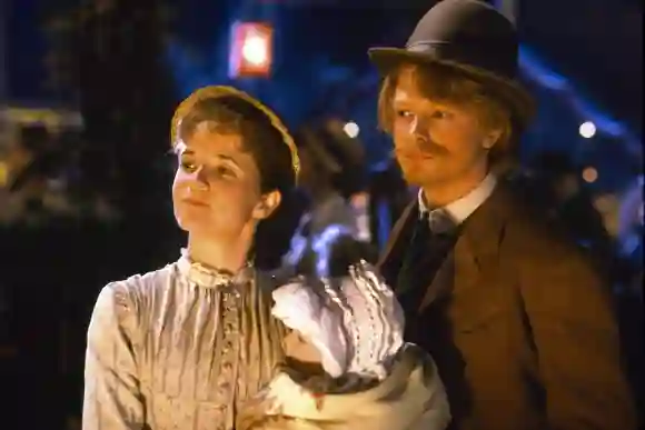 Lea Thompson and Michael J. Fox in 'Back to the Future III'