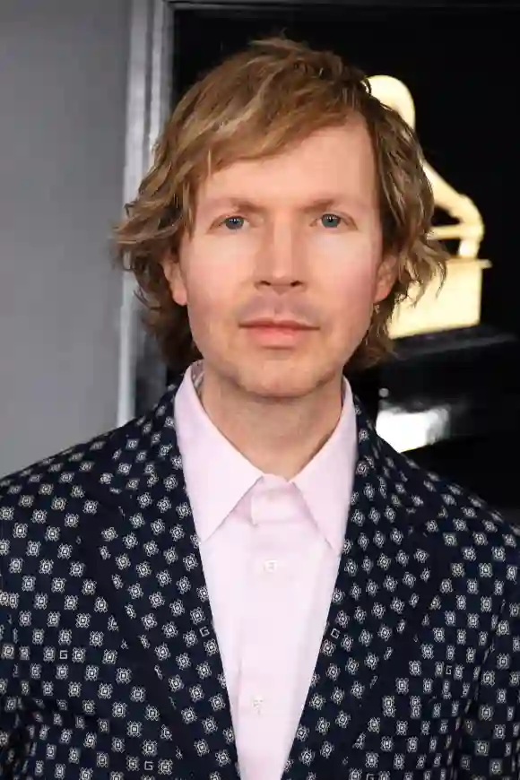 Beck arrive pour la 61e cérémonie annuelle des Grammy Awards, le 10 février 2019, à Los Angeles.