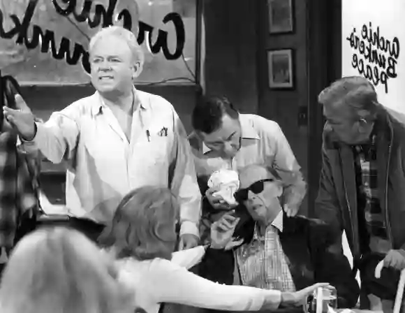 'Archie Bunker's Place' cast: Carroll O Connor, Anne Meara, Jason Wingreen, Bill Quinn