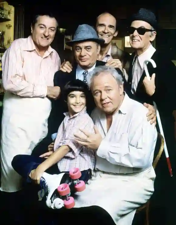 'Archie Bunker's Place' cast: Jason Wingreen, Martin Balsam, Danny Dayton, Bill Quinn