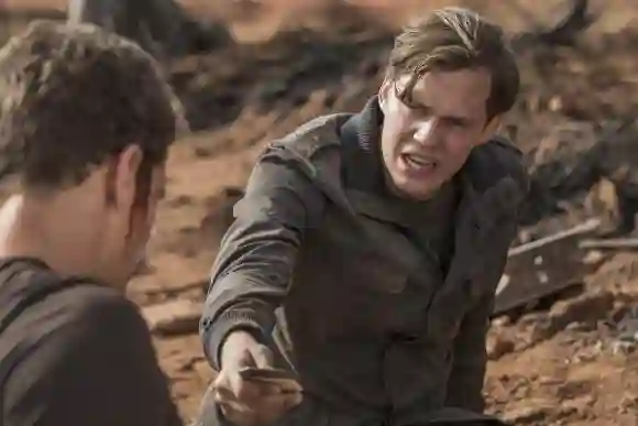Bill Skarsgård in 'The Divergent Saga: Allegiant'